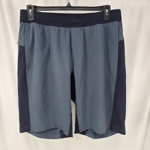 Lululemon T.H.E. linerless Men's Shorts 11" inseam sz 34